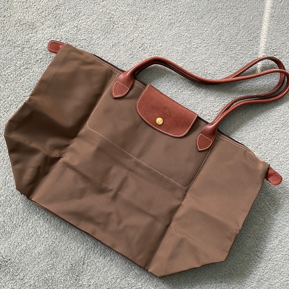 Longchamp Le Pliage in tan